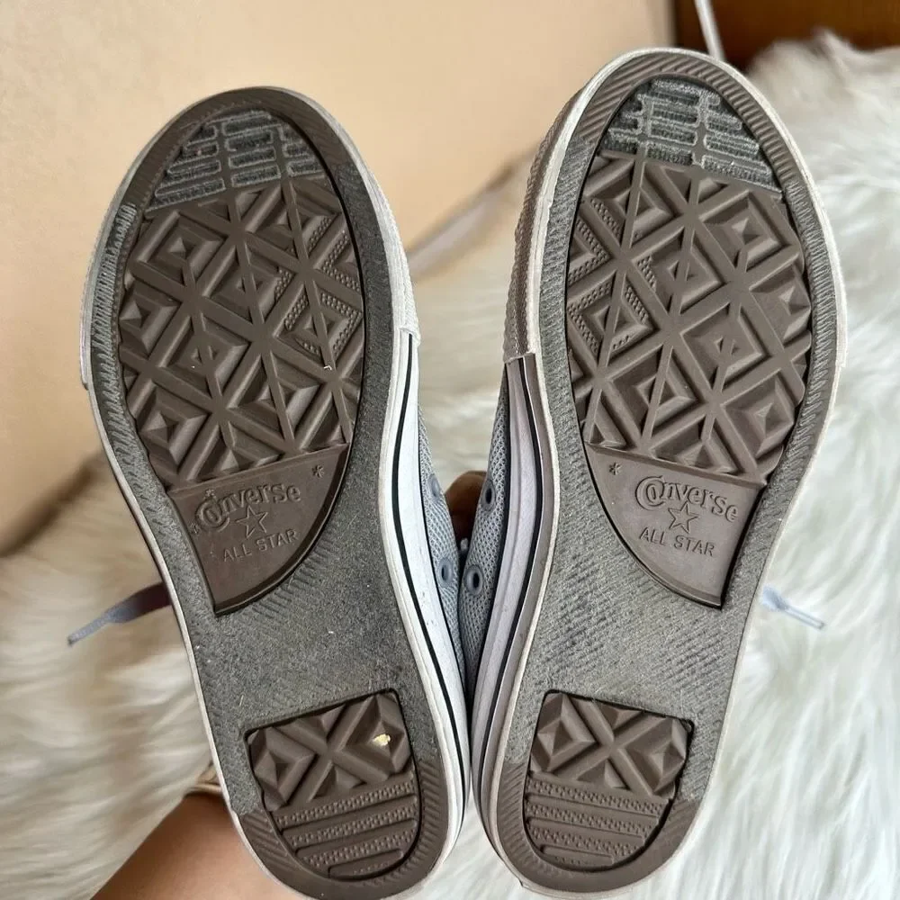 Converse Chuck Taylor All Stars Mid Tops Gray Size 3